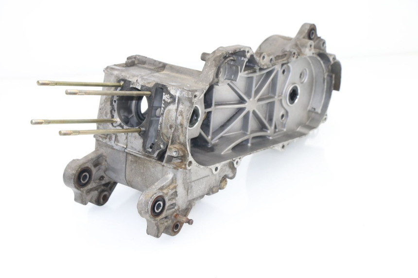 photo de ENGINE CRANKCASE BAOTIAN BT 49 QT-9 50 (2006 - 2010) - Product overview