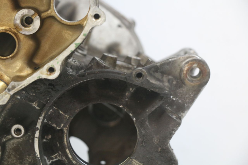 photo de ENGINE LOWER CASING HONDA CBF 500 (2004 - 2007) - Zoom on usage condition