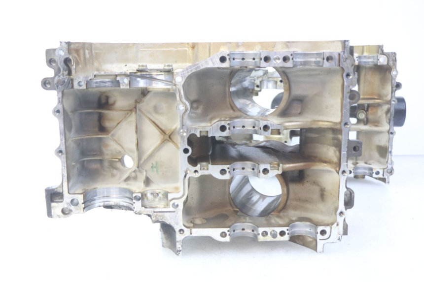 photo de ENGINE LOWER CASING HONDA CBF 500 (2004 - 2007) - Main view