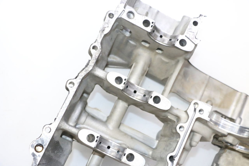 photo de ENGINE CRANKCASE HONDA CBR RR FIREBLADE 900 (1992 - 1994) - High-resolution close-up