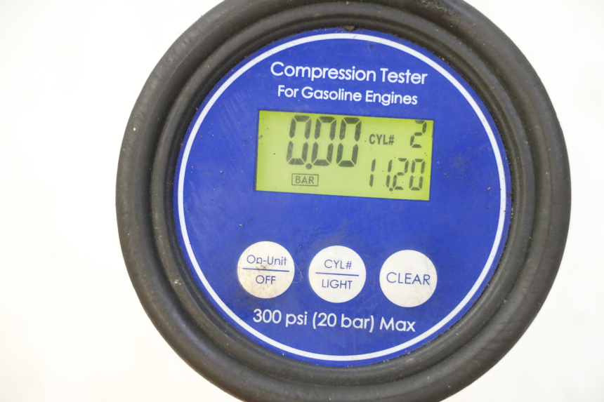 photo de ENGINE CRANKCASE HONDA CBR RR FIREBLADE 900 (1992 - 1994) - Component detail