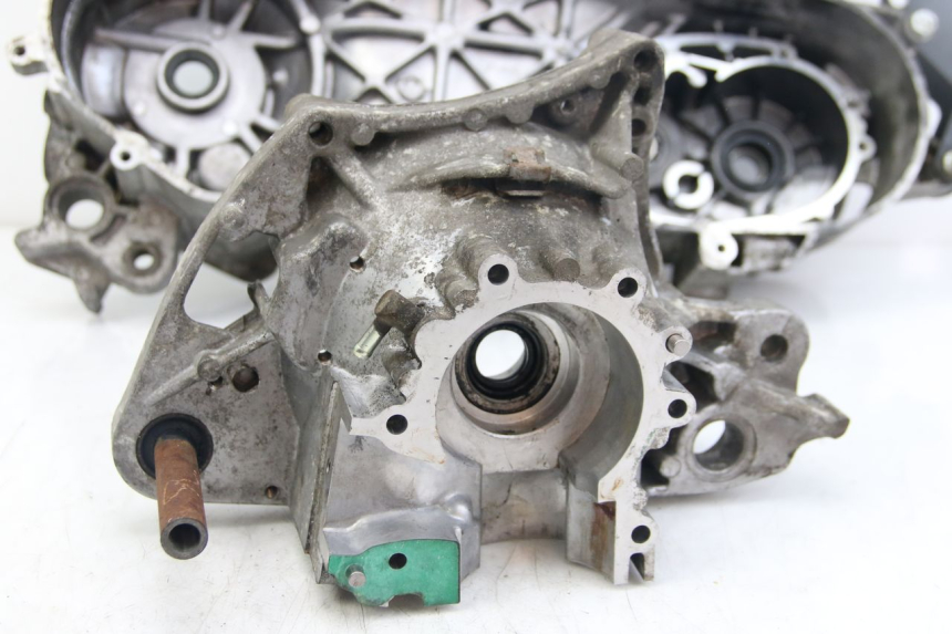 photo de ENGINE CRANKCASE PEUGEOT CITYSTAR 50 (2013 - 2017) - Detailed visual inspection