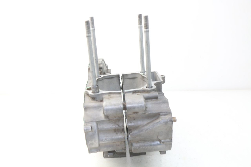 photo de ENGINE CRANKCASE HONDA CRF CR-F 450 (2001 - 2005) - Additional view of the item