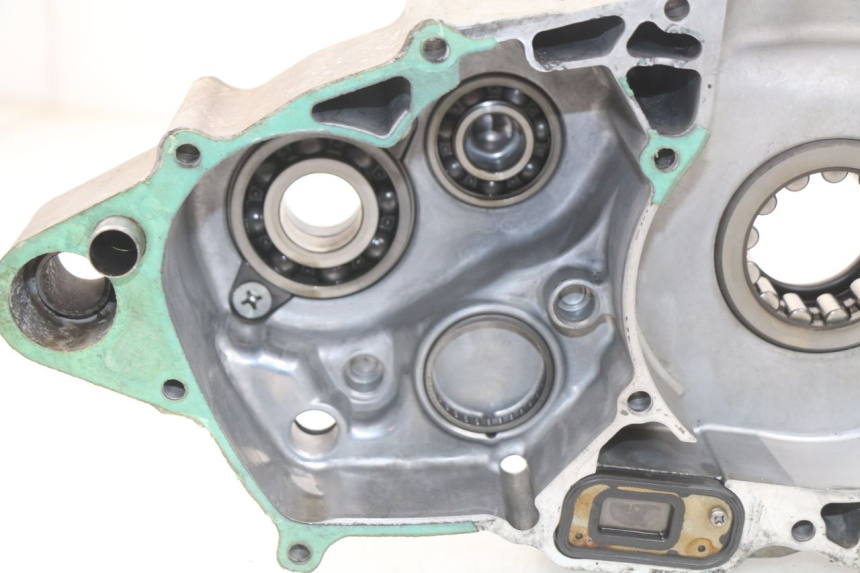 photo de ENGINE CRANKCASE HONDA CRF CR-F 450 (2001 - 2005) - Supplementary product photo