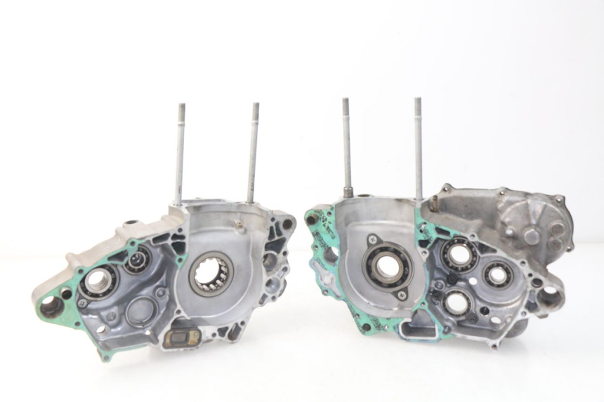 photo de ENGINE CRANKCASE HONDA CRF CR-F 450 (2001 - 2005) - Used quality zoom