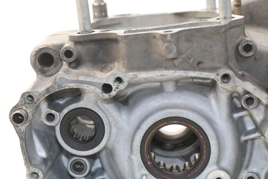 photo de ENGINE CRANKCASE HONDA CRF CR-F 450 (2001 - 2005) - Checked used part