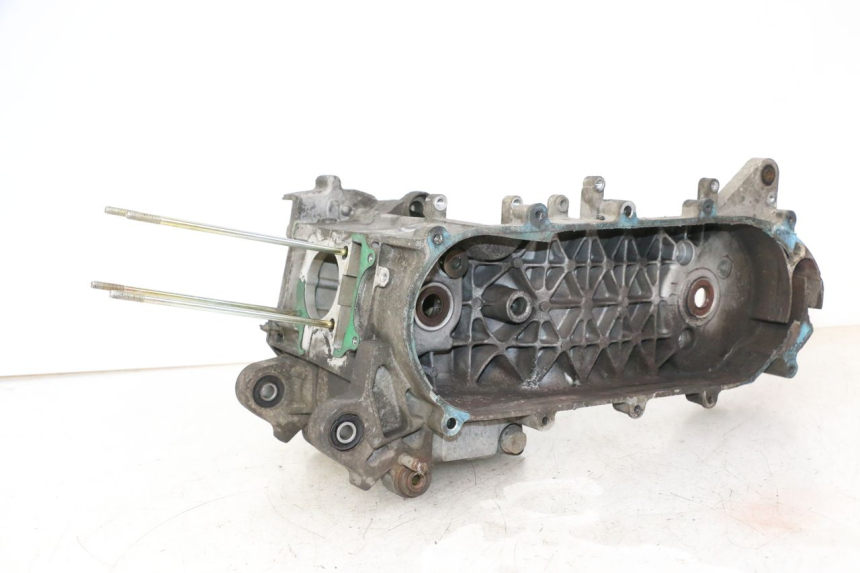 photo de ENGINE CRANKCASE SYM CROX 4T 50 (2016 - 2023) - Markings and original references