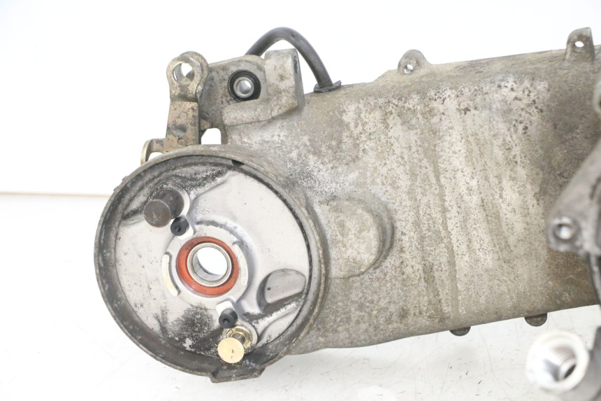 photo de ENGINE CRANKCASE DAELIM BESBI 125 (2007 - 2008) - Checked used part