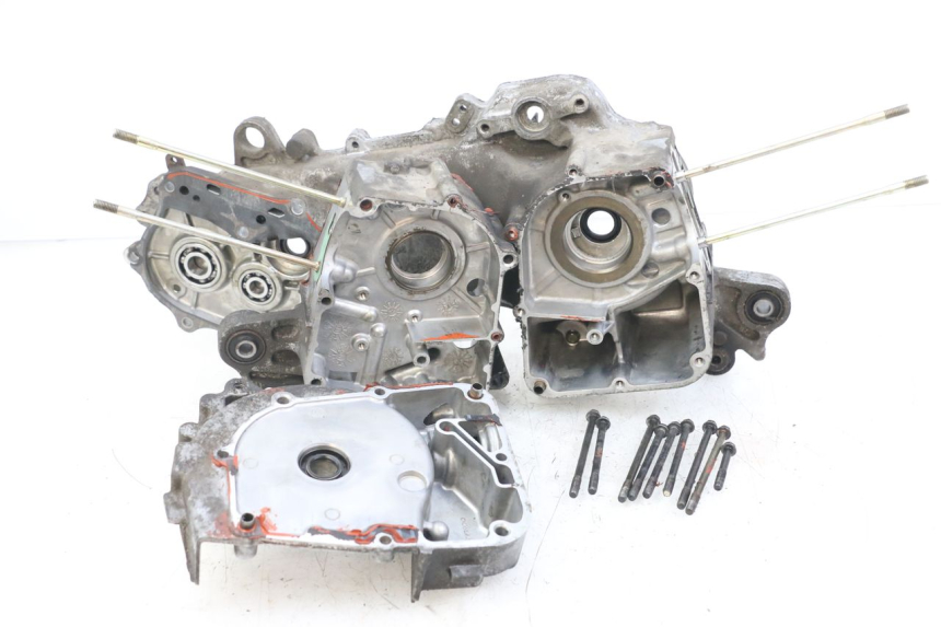 photo de ENGINE BOTTOM CASE KYMCO DINK 4T 50 (2007 - 2018) - Component detail