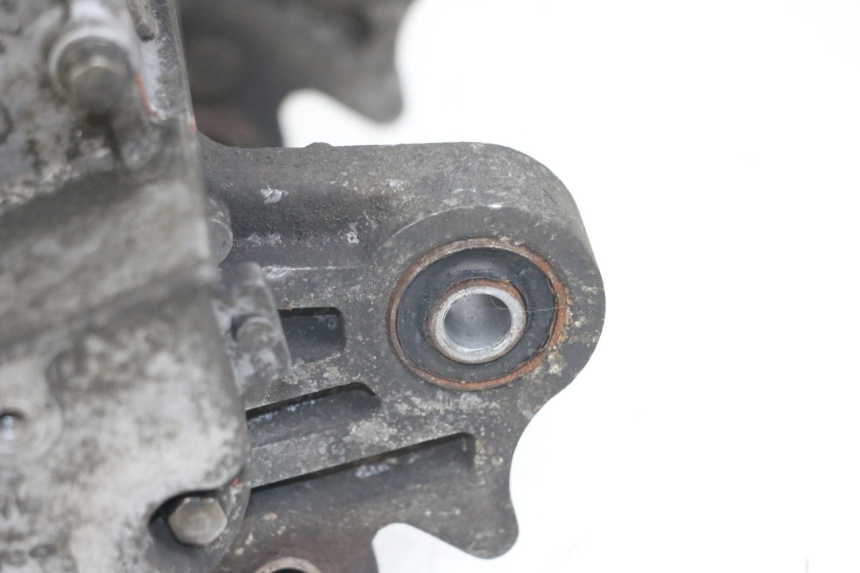 photo de ENGINE BOTTOM CASE KYMCO DINK 4T 50 (2007 - 2018) - Surface and material condition