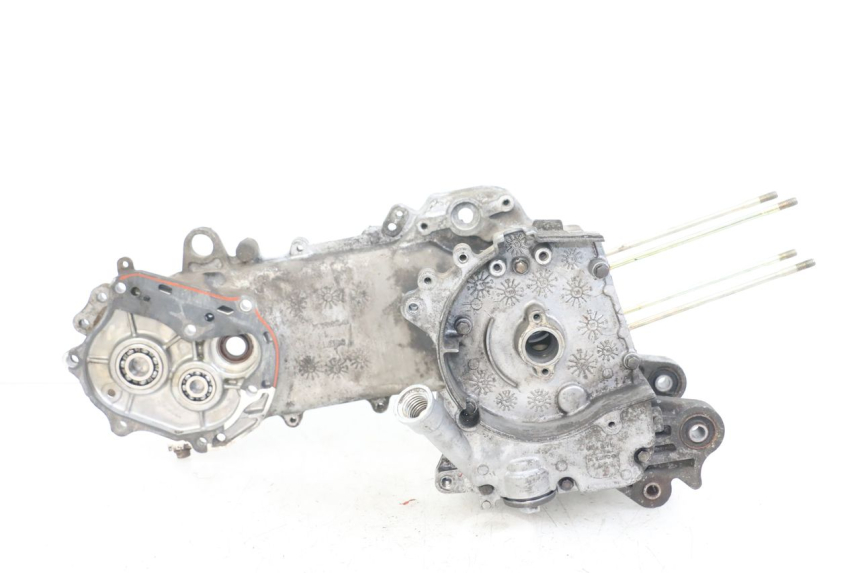 photo de ENGINE BOTTOM CASE KYMCO DINK 4T 50 (2007 - 2018) - Checked used part