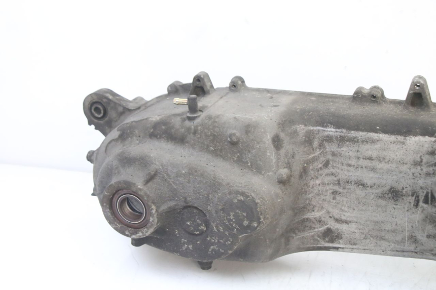 photo de ENGINE LOWER CASING KYMCO DINK STREET 125 (2009 - 2014) - Fixing points details