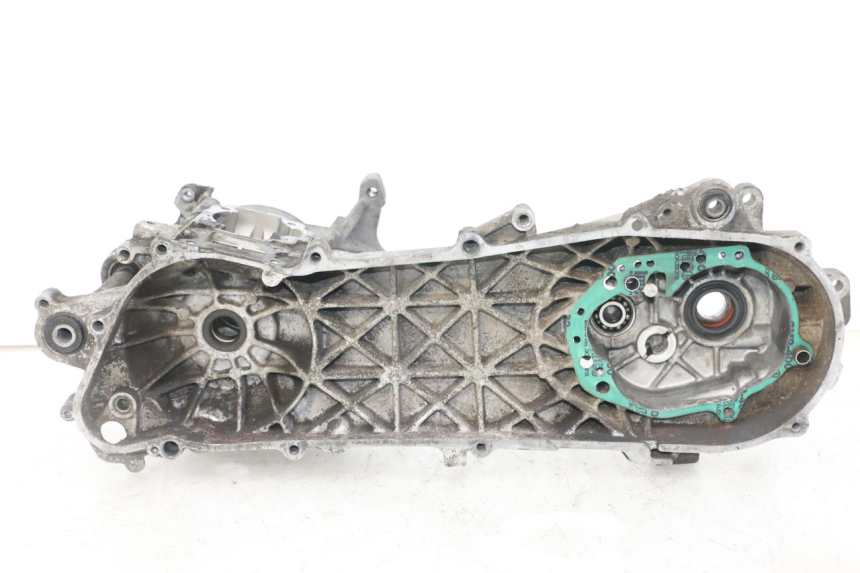 photo de ENGINE LOWER CASING PEUGEOT ELYSTAR 50 (2002 - 2014) - Main view
