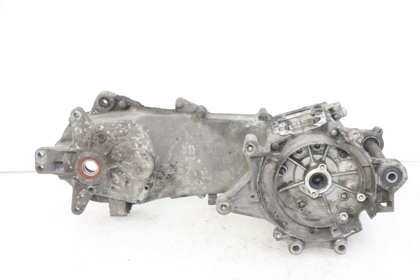 photo de ENGINE LOWER CASING PEUGEOT ELYSTAR 50 (2002 - 2014) - Component zoom