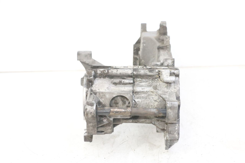 photo de ENGINE LOWER CASING PEUGEOT ELYSTAR 50 (2002 - 2014) - High-resolution close-up
