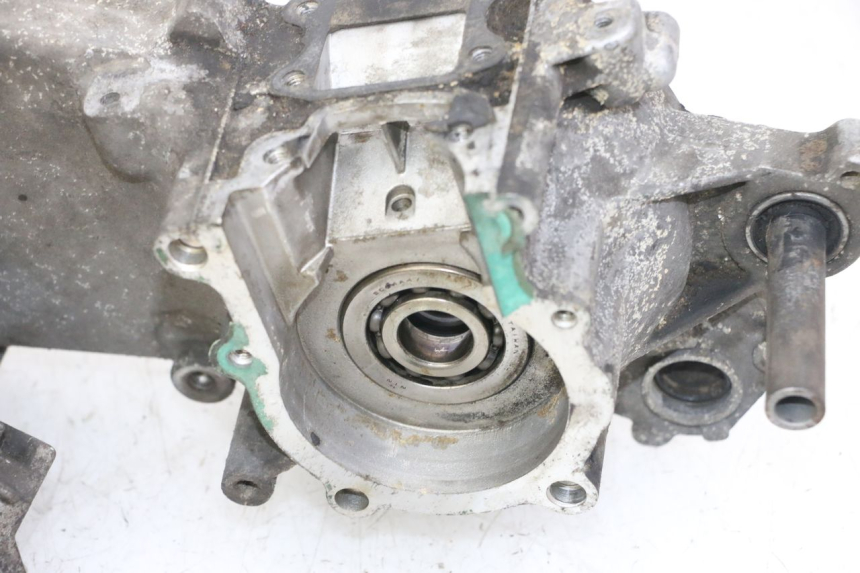 photo de ENGINE LOWER CASING PEUGEOT ELYSTAR 50 (2002 - 2014) - Spare part profile view