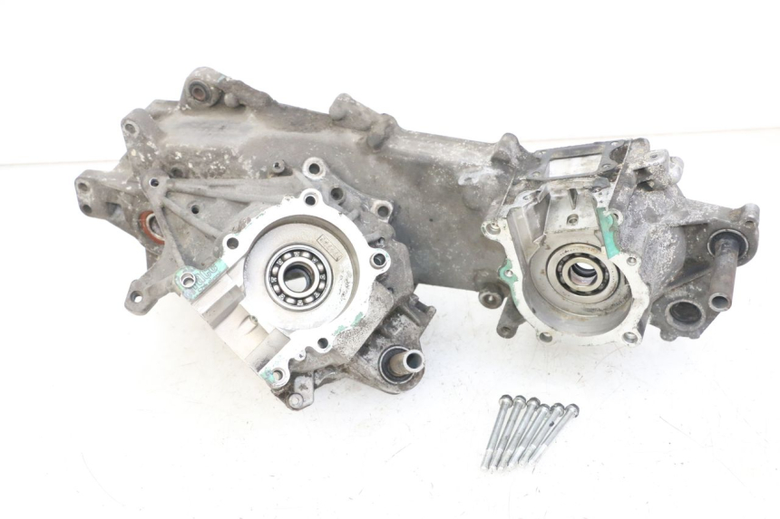 photo de ENGINE LOWER CASING PEUGEOT ELYSTAR 50 (2002 - 2014) - Component detail