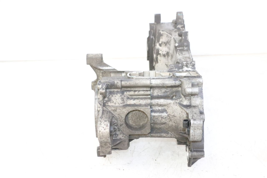 photo de ENGINE LOWER CASING PEUGEOT ELYSTAR 50 (2002 - 2014) - Distinctive features
