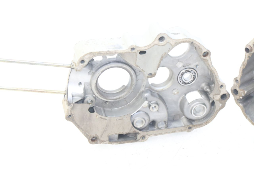 photo de ENGINE BOTTOM CASE CHINESE QUAD ENFANT ATV PUMA 50 - Distinctive features