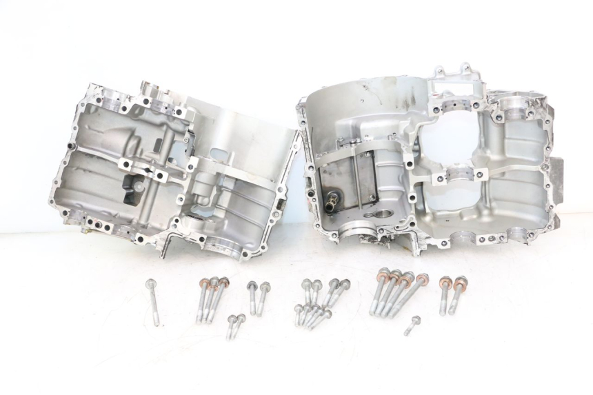 photo de ENGINE CRANKCASE KAWASAKI ER-6 ER6 N 650 (2005 - 2009) - Component detail