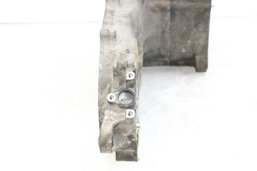 photo de BOTTOM ENGINE CASING HONDA FES S-WING SWING ABS 125 (2007 - 2015) - Zoom on usage condition