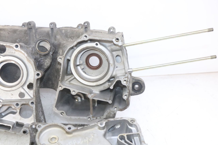 photo de ENGINE LOWER CASING SYM FIDDLE 3 III 125 (2014 - 2020) - Alternative angle