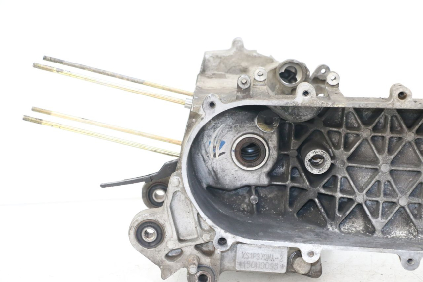 photo de ENGINE CRANKCASE SYM FIDDLE 3 III 50 (2014 - 2020) - Fixing points details