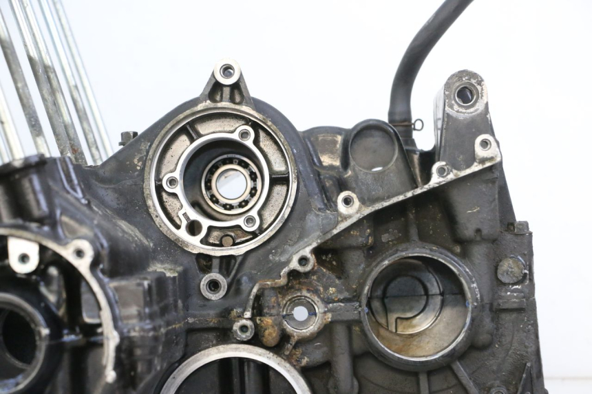 photo de ENGINE CRANKCASE YAMAHA FJ 36Y 1100 (1984 - 1985) - Component zoom