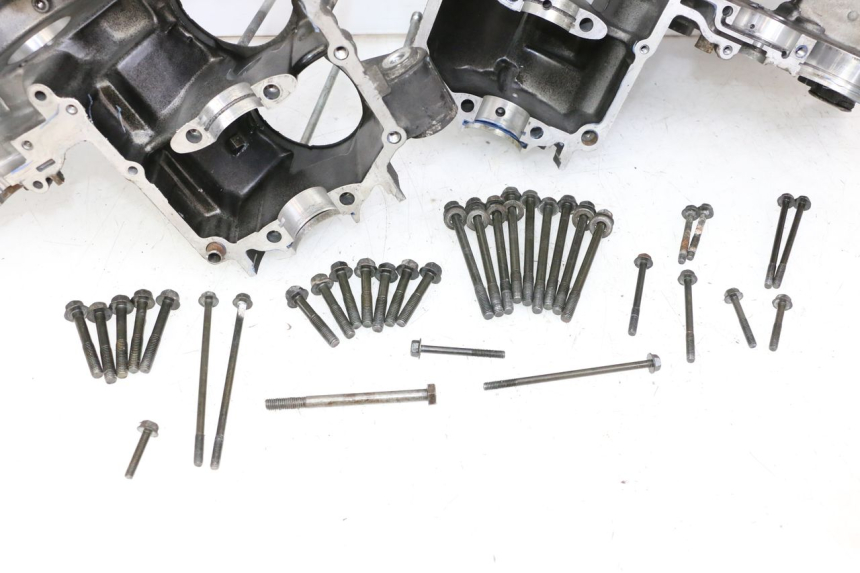 photo de ENGINE CRANKCASE YAMAHA FJ 36Y 1100 (1984 - 1985) - Additional view of the item