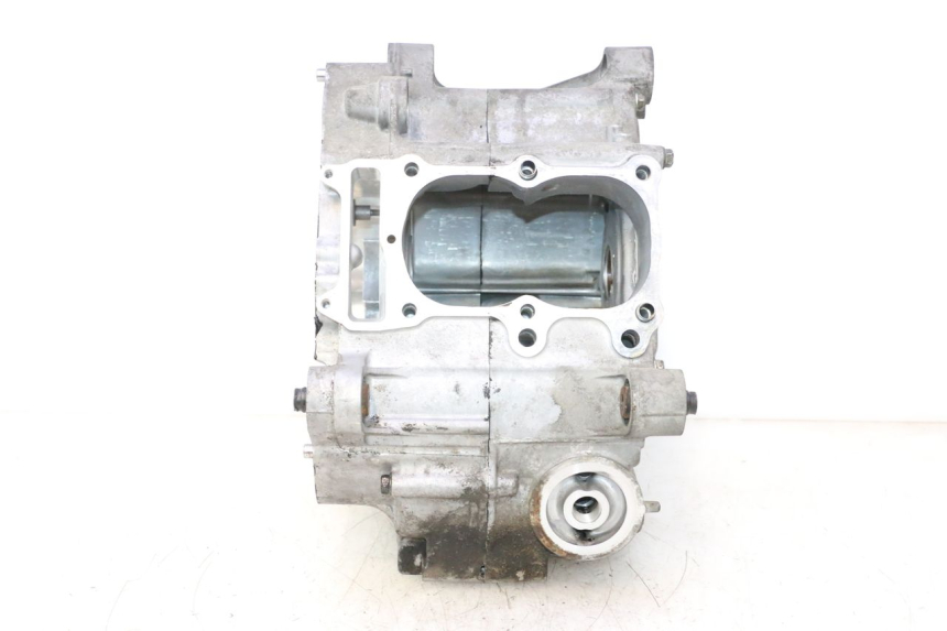 photo de ENGINE CRANKCASE HONDA FJS SILVER WING SILVERWING 400 (2005 - 2008) - Distinctive features