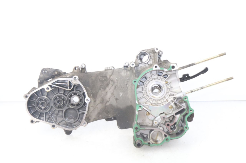 photo de ENGINE CRANKCASE PIAGGIO FLY 125 (2005 - 2012) - Additional view of the item
