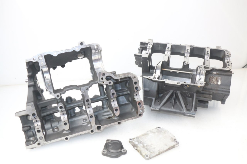 photo de ENGINE CRANKCASE YAMAHA FZ8 800 (2010 - 2016) - Used quality zoom