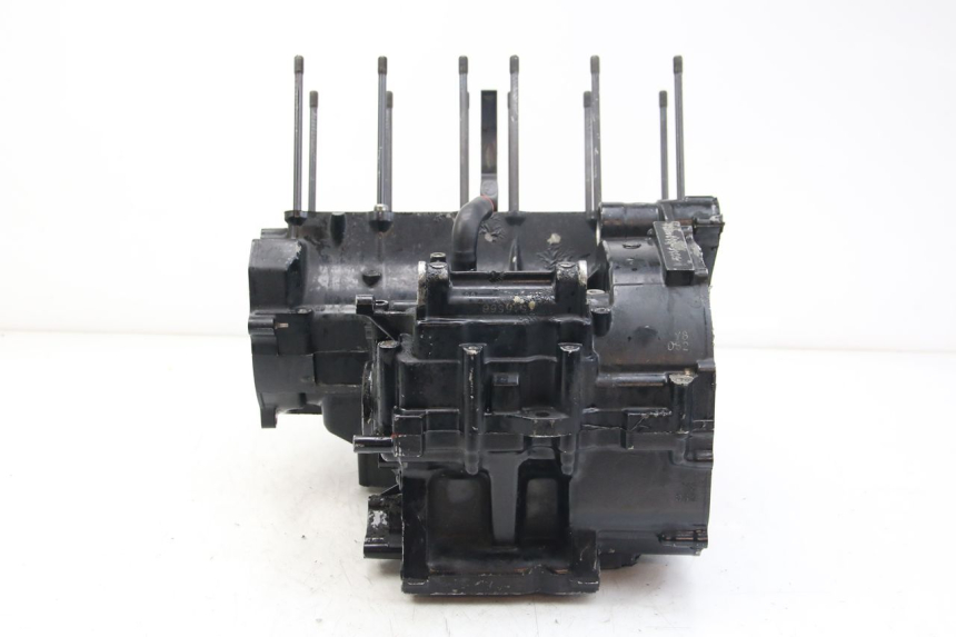 photo de ENGINE LOWER CASING YAMAHA FZS FAZER 600 (2001 - 2003) - Additional view of the item