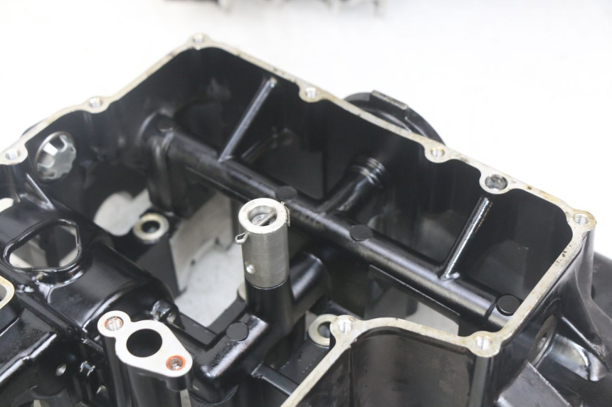 photo de ENGINE BOTTOM CASE YAMAHA FZS FAZER 600 (1998 - 2001) - Component zoom