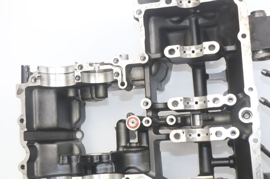 photo de ENGINE BOTTOM CASE YAMAHA FZS FAZER 600 (1998 - 2001) - Used quality zoom