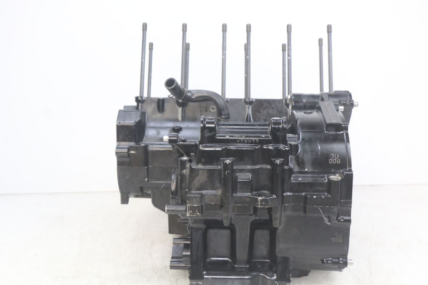 photo de ENGINE BOTTOM CASE YAMAHA FZS FAZER 600 (1998 - 2001) - Alternative perspective