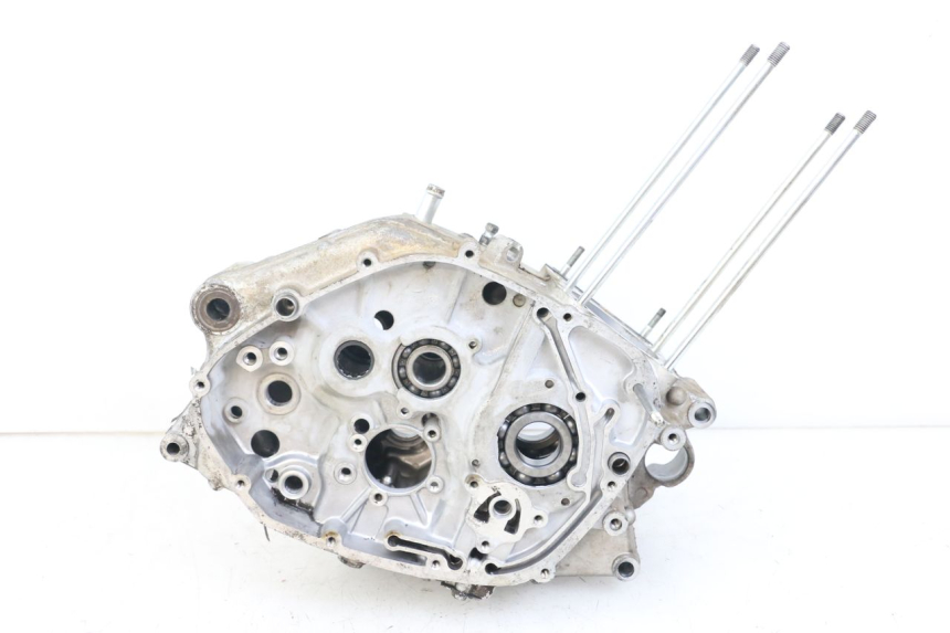 photo de ENGINE CRANKCASE HYOSUNG GF 125 (2001 - 2005) - Fixing points details