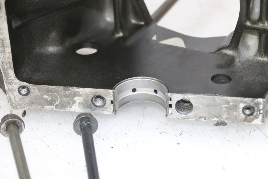 photo de ENGINE CRANKCASE SUZUKI GS GSE 500 (2001 - 2003) - Component detail