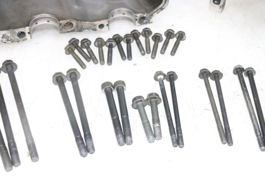 photo de ENGINE CRANKCASE SUZUKI GS GSE 500 (2001 - 2003) - Alternative perspective