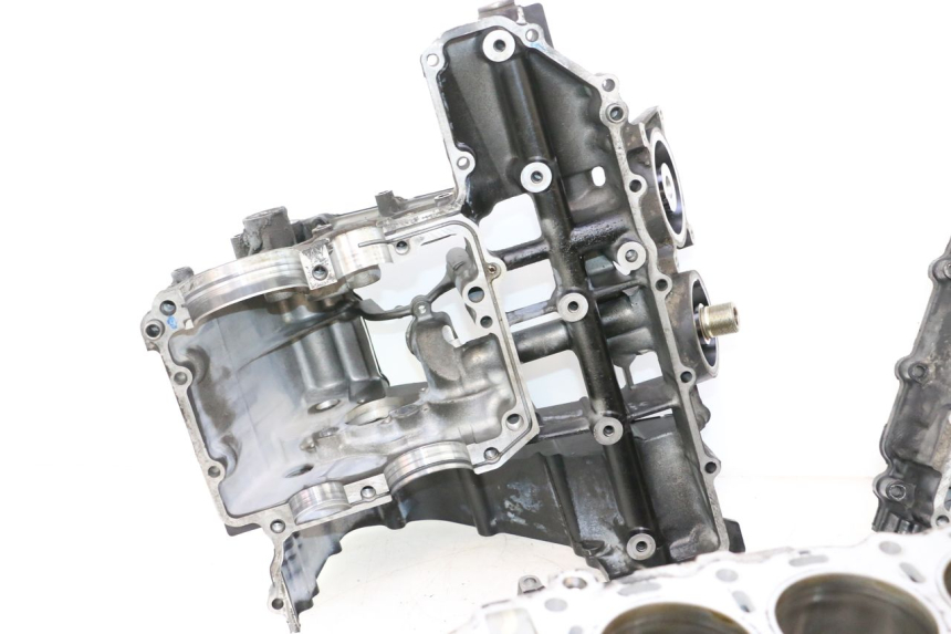 photo de ENGINE CRANKCASE SUZUKI GSR 600 (2005 - 2012) - Product overview