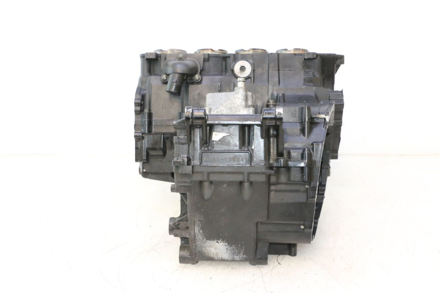 photo de ENGINE CRANKCASE SUZUKI GSR 600 (2005 - 2012) - Alternative perspective