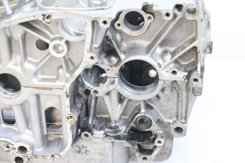 photo de ENGINE CRANKCASE SUZUKI GSX E 250 (1982 - 1983) - Markings and original references