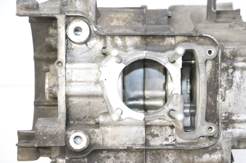 photo de ENGINE CRANKCASE DAELIM HISTORY 125 (2001 - 2002) - Used quality zoom