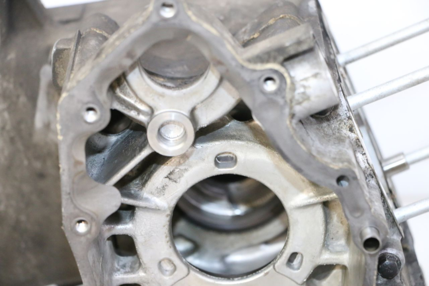 photo de ENGINE CRANKCASE DAELIM HISTORY 125 (2001 - 2002) - Component detail