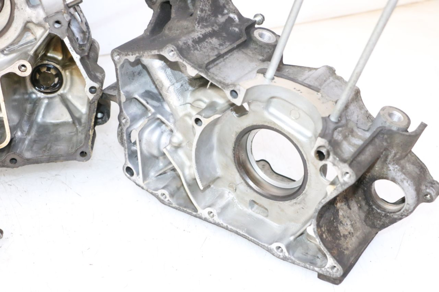 photo de ENGINE CRANKCASE DAELIM HISTORY 125 (2001 - 2002) - Product overview