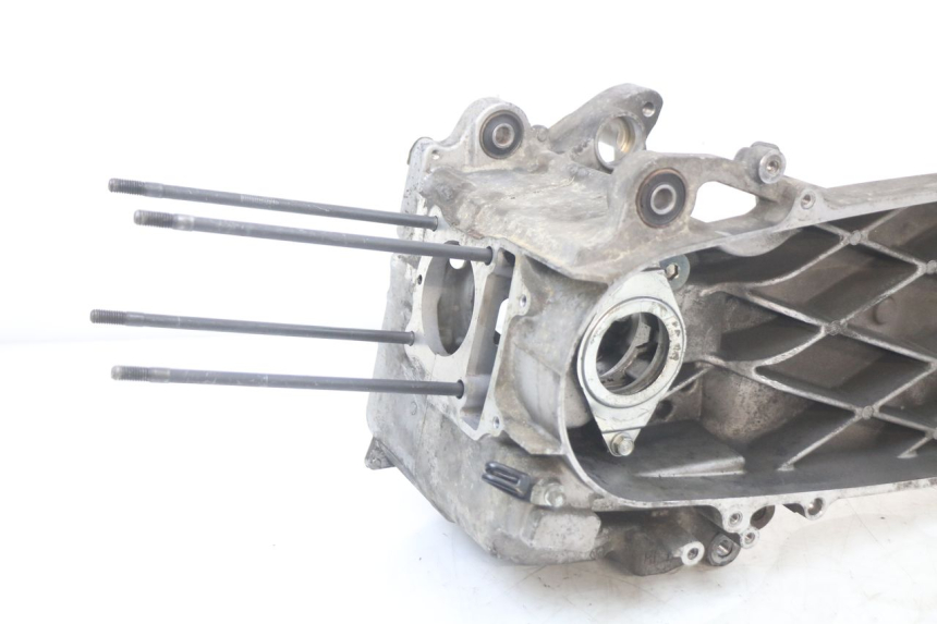photo de ENGINE CRANKCASE HONDA NES AROBASE 125 (2000 - 2003) - Surface and material condition