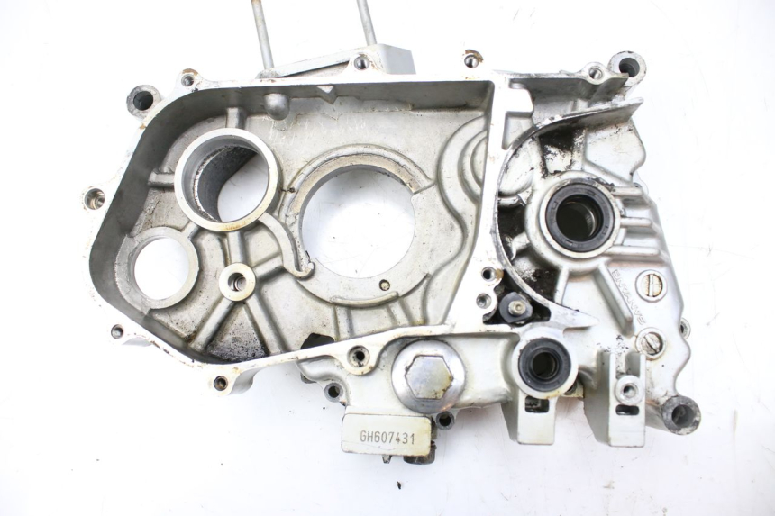 photo de ENGINE LOWER CASING SYM HUSKY 125 (1999 - 2005) - Component detail
