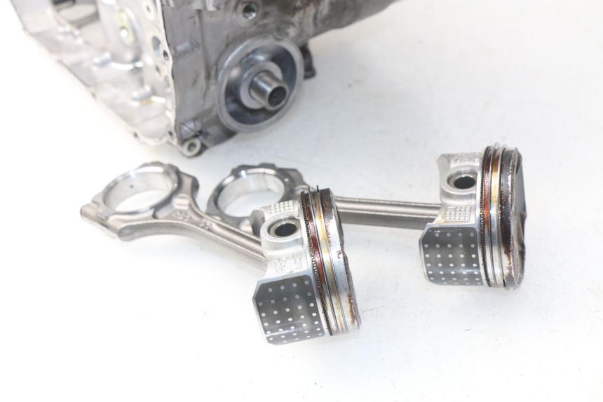 photo de ENGINE CRANKCASE HONDA INTEGRA NC D 750 (2016 - 2018) - Component detail