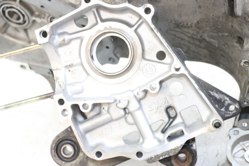 photo de ENGINE LOWER CASING SYM JET 14 4T 50 (2018 - 2022) - Spare part profile view