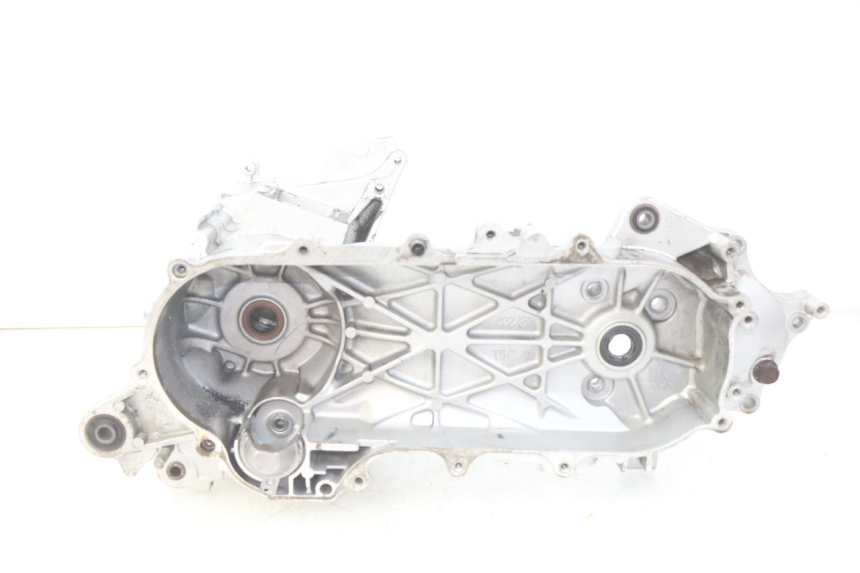 photo de ENGINE LOWER CASING SYM JET EURO X 2T 50 (2003 - 2007) - Surface and material condition